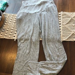 Maternity Comfy Pants •Size L•